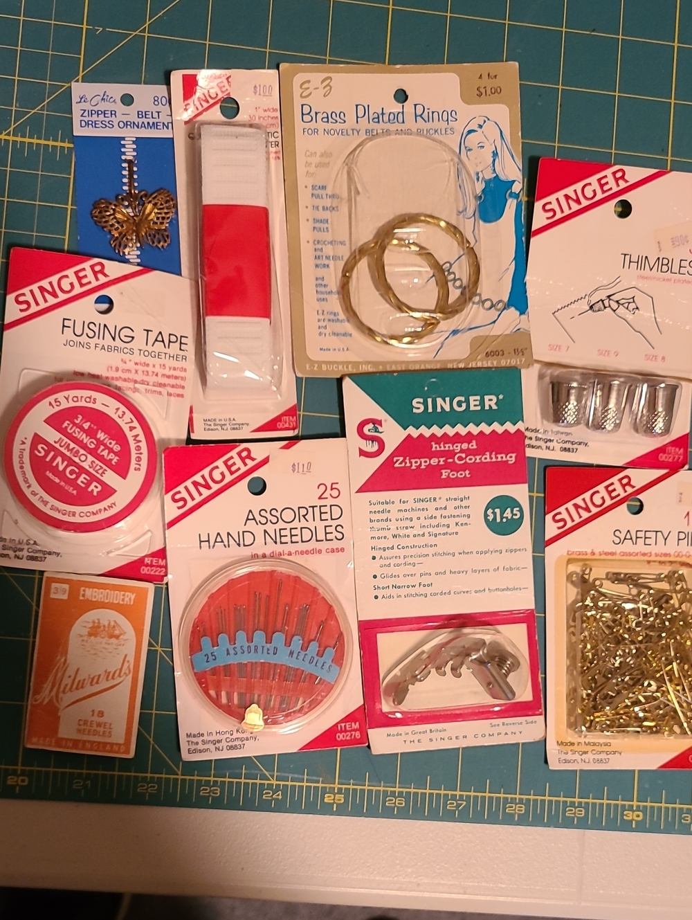 Singer Sewing Accessories Notions Foot Bundle In Packaging NWT